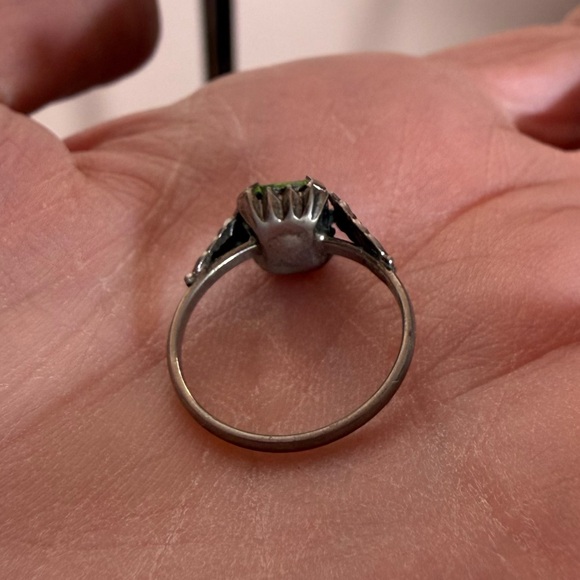 Vintage antique designer art deco Sterling silver emerald cut Green Glass Ring - Picture 12 of 17